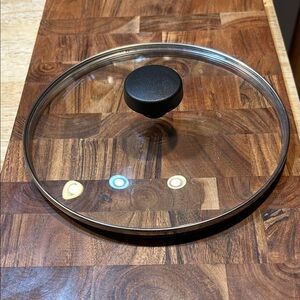 The Pampered Chef Professional Glass Lid with Black Handle